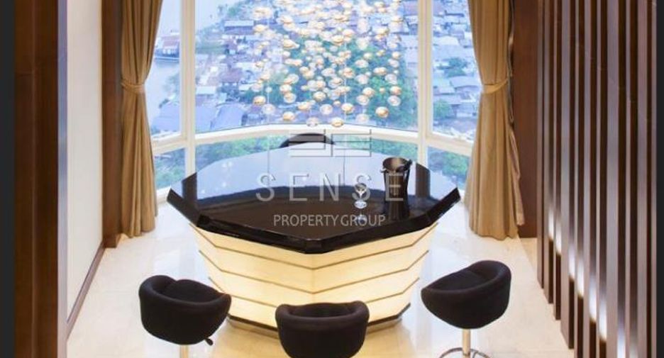 For sale 3 bedrooms condo in Bang Kho Laem, Bangkok