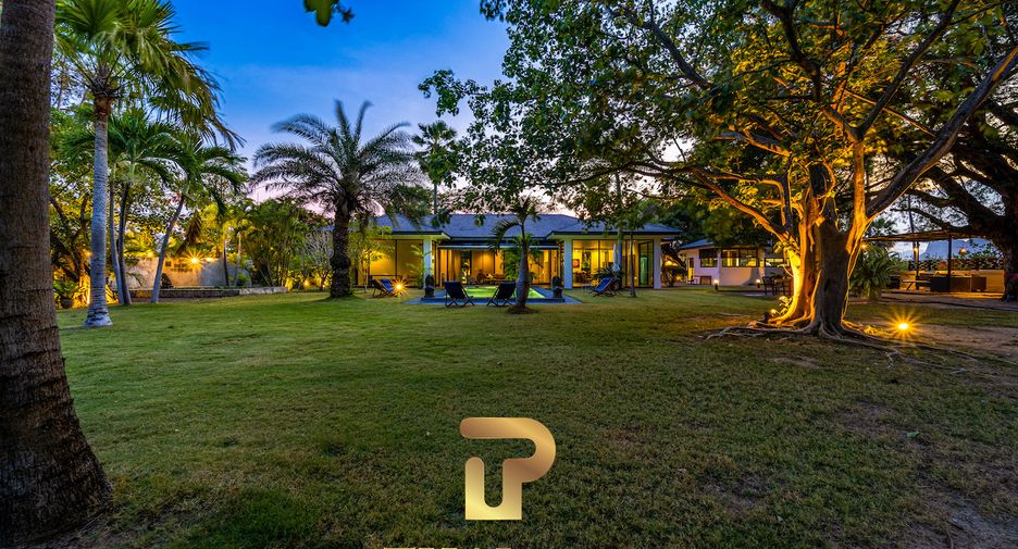 For sale 4 bedrooms villa in Cha Am, Phetchaburi