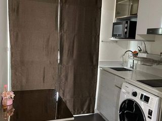 For sale 1 Beds condo in Phaya Thai, Bangkok