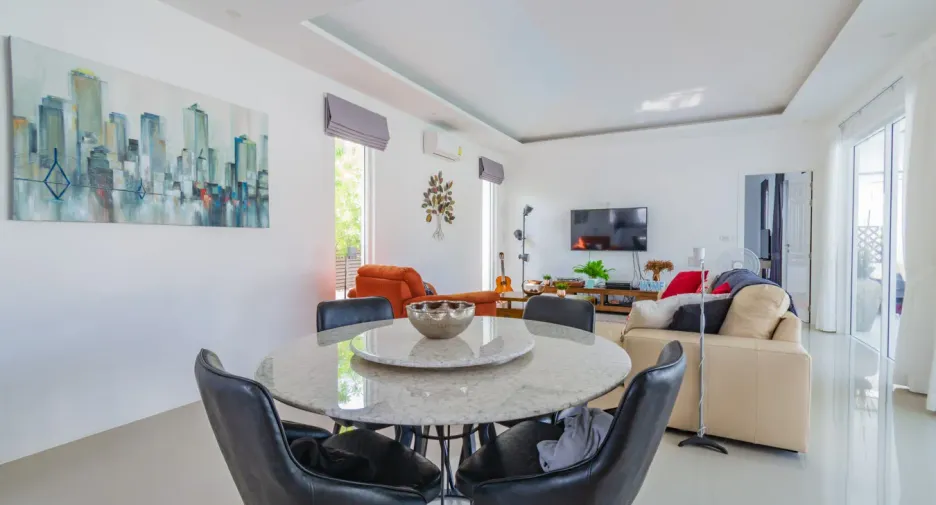 For sale 3 Beds villa in Hua Hin, Prachuap Khiri Khan