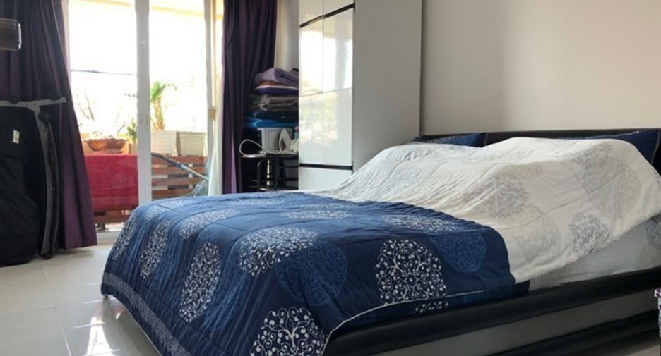 For sale 2 bedrooms condo in Watthana, Bangkok