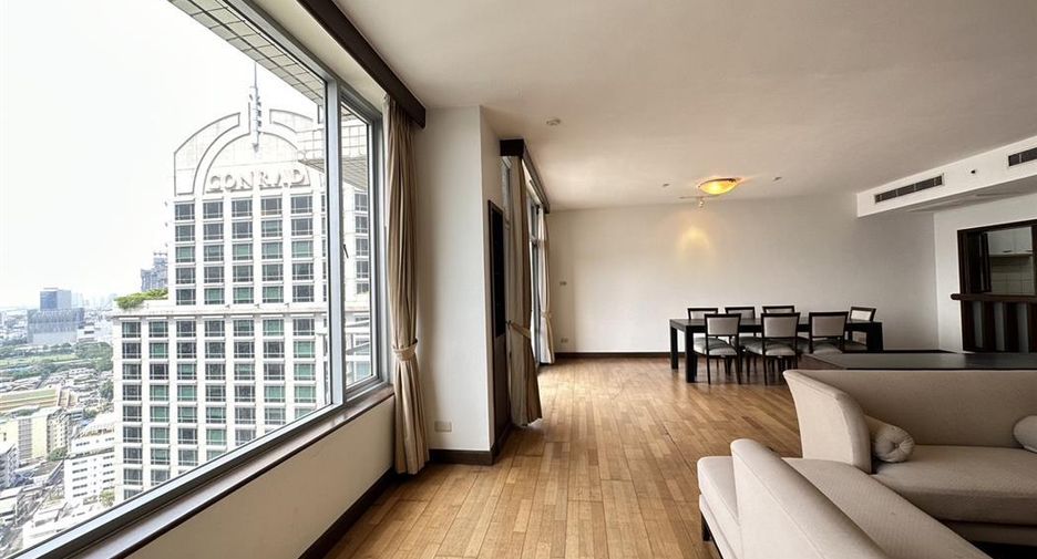 For sale 3 bedrooms condo in Pathum Wan, Bangkok