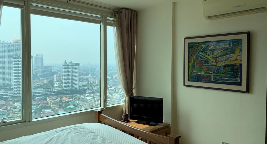 For sale 3 bedrooms condo in Khlong San, Bangkok