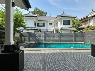 For rent 4 Beds house in Khlong Toei, Bangkok