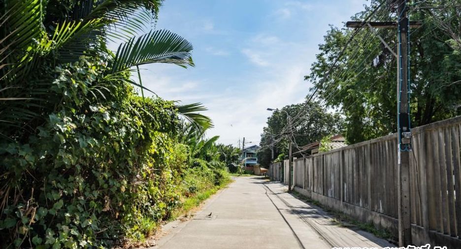 Grundstück zur Miete und zum Kauf in Phra Pradaeng, Samut Prakan