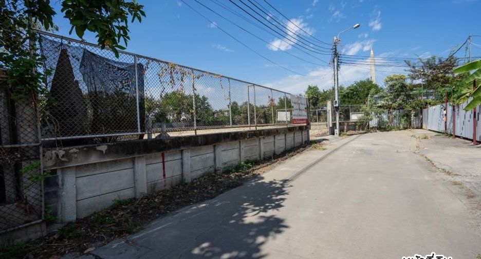 Grundstück zur Miete und zum Kauf in Phra Pradaeng, Samut Prakan
