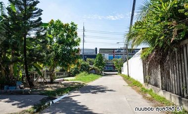 À louer et à vendre terrain à Phra Pradaeng, Samut Prakan