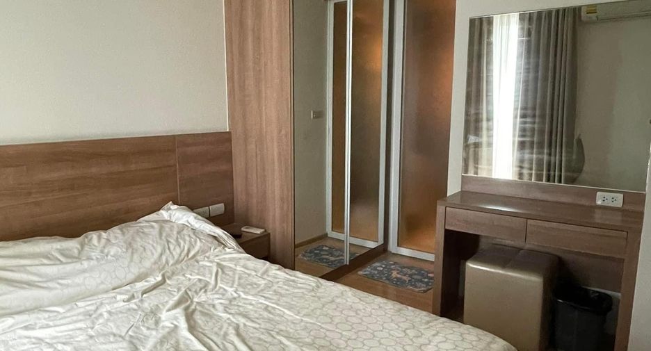 For rent 1 bed condo in Phaya Thai, Bangkok