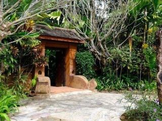 For sale 6 bed house in Saraphi, Chiang Mai