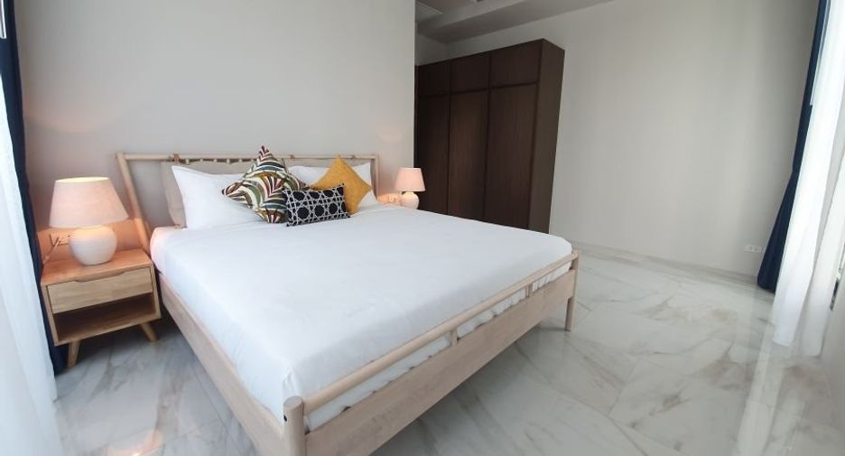 À louer et à vendre 4 chambres villa à Mueang Phuket, Phuket