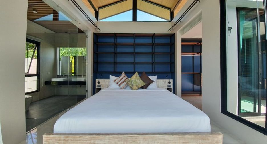 À louer et à vendre 4 chambres villa à Mueang Phuket, Phuket