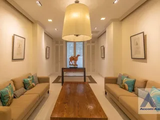 For sale 3 Beds house in Pathum Wan, Bangkok