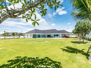 For sale 4 bed villa in Pran Buri, Prachuap Khiri Khan