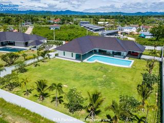 For sale 4 bed villa in Pran Buri, Prachuap Khiri Khan