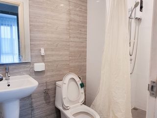 For sale 1 bed condo in Mueang Samut Prakan, Samut Prakan