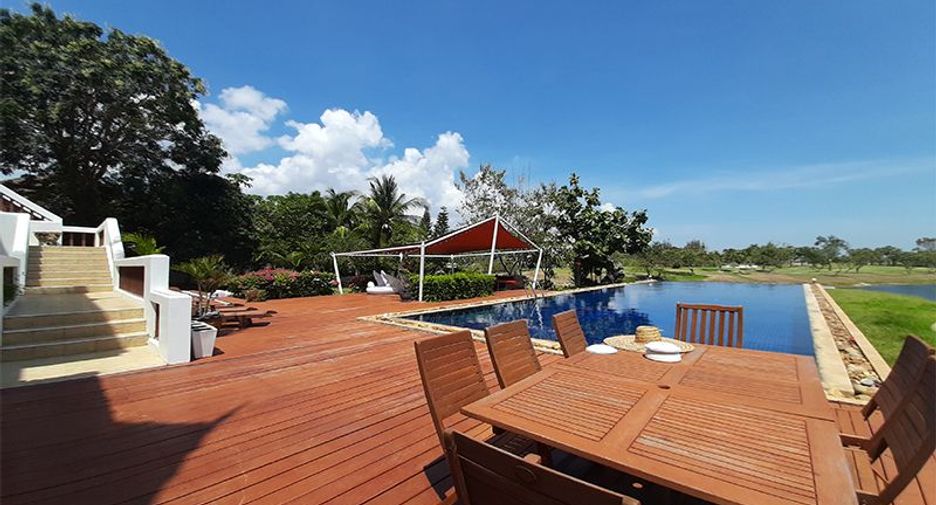 For sale 9 bed villa in Cha Am, Phetchaburi