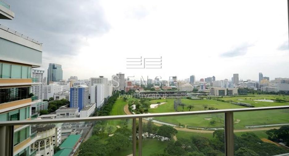 Condo en alquiler de 2 habitaciones en Pathum Wan, Bangkok