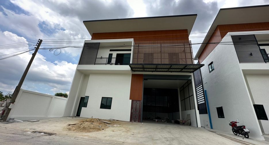 For rent and for sale warehouse in Lam Luk Ka, Pathum Thani