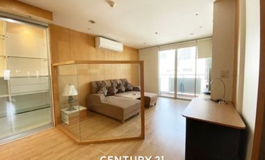 À vendre 1 chambre condo à Bang Rak, Bangkok