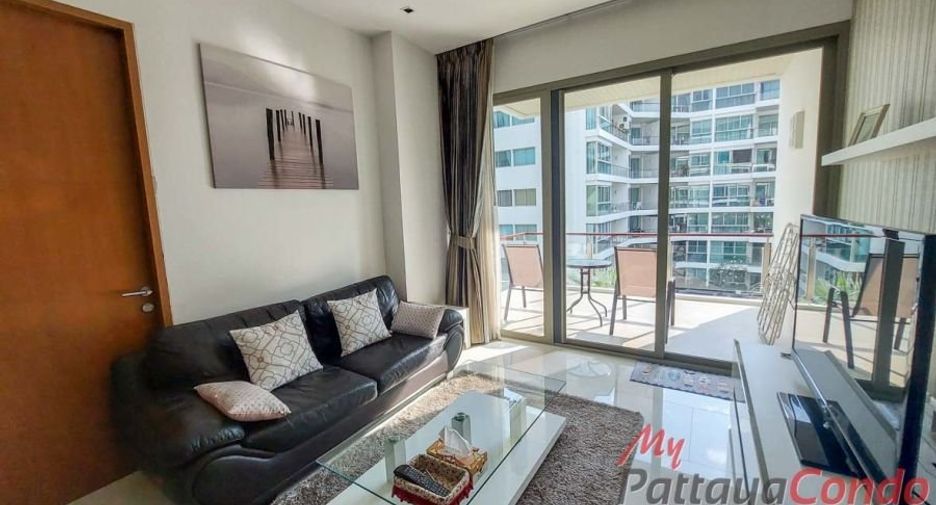 For rent 2 bedrooms condo in Bang Lamung, Chonburi