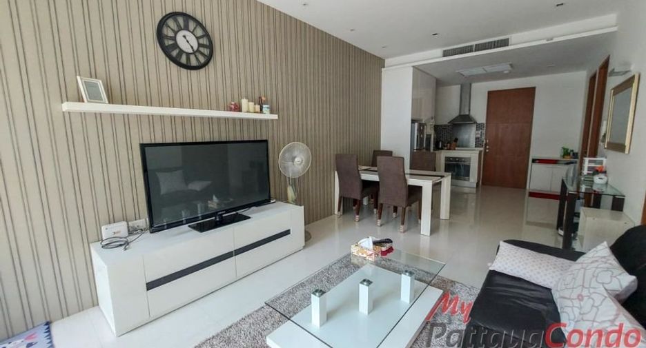 For rent 2 bedrooms condo in Bang Lamung, Chonburi