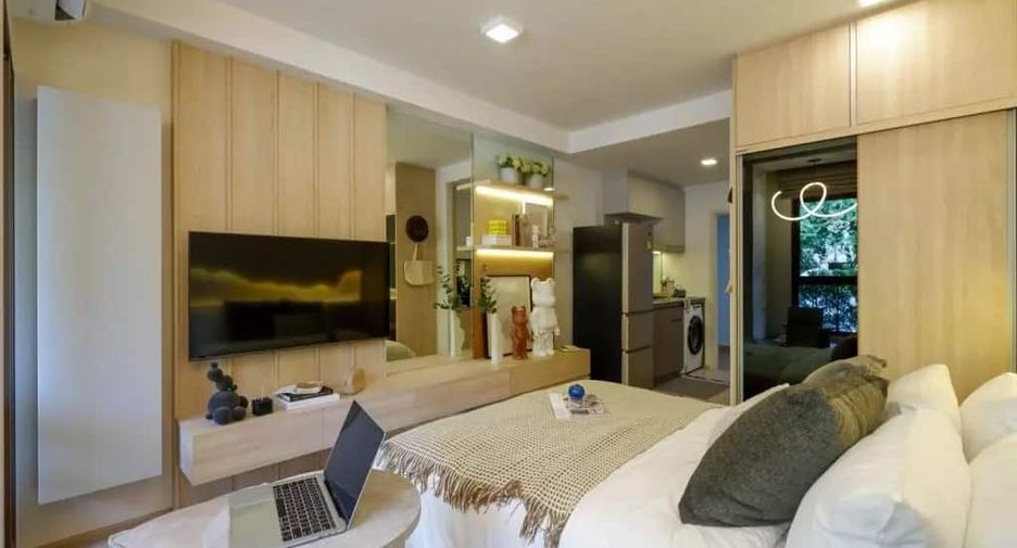 For sale 1 bed condo in Huai Khwang, Bangkok