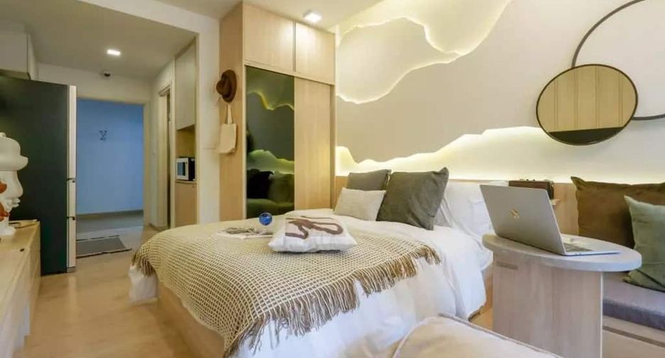 For sale 1 bed condo in Huai Khwang, Bangkok