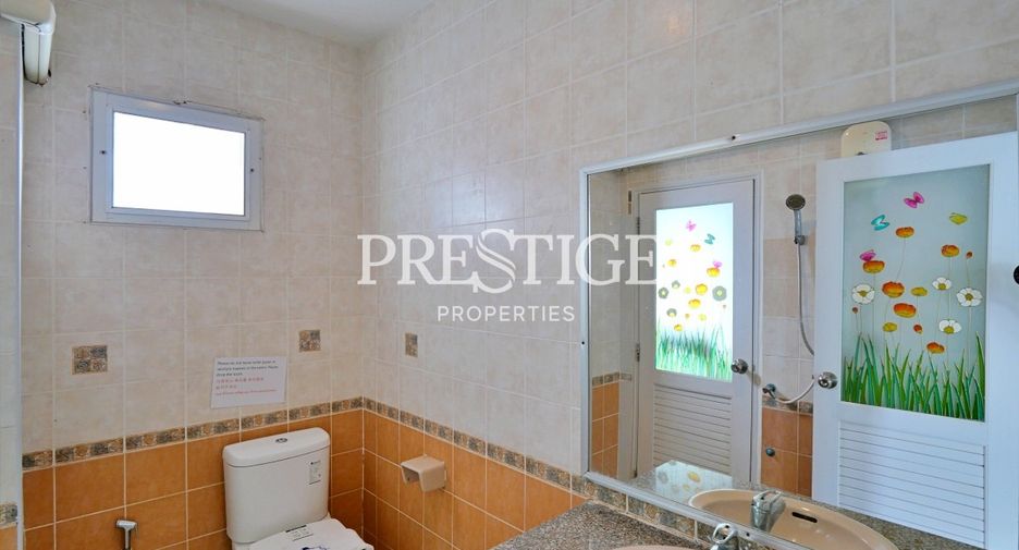 Casa en venta y en alquiler de 7 habitaciones en Bang Lamung, Chonburi