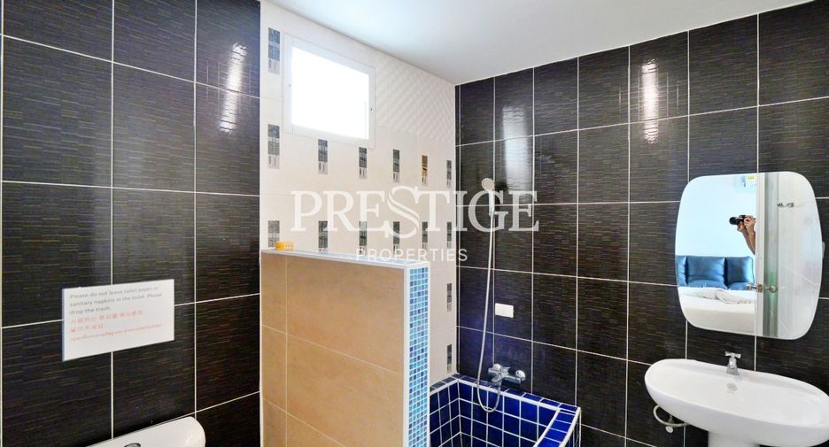 Casa en venta y en alquiler de 7 habitaciones en Bang Lamung, Chonburi
