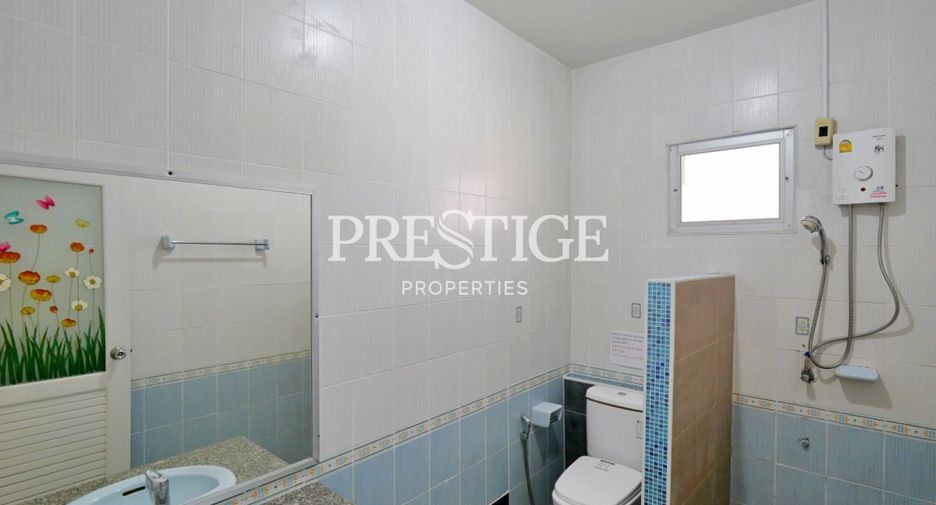 Casa en venta y en alquiler de 7 habitaciones en Bang Lamung, Chonburi