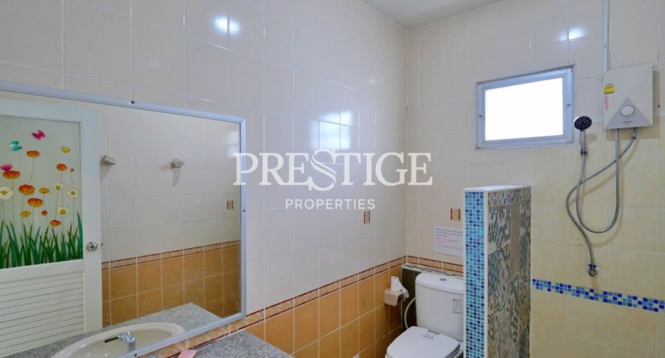 Casa en venta y en alquiler de 7 habitaciones en Bang Lamung, Chonburi