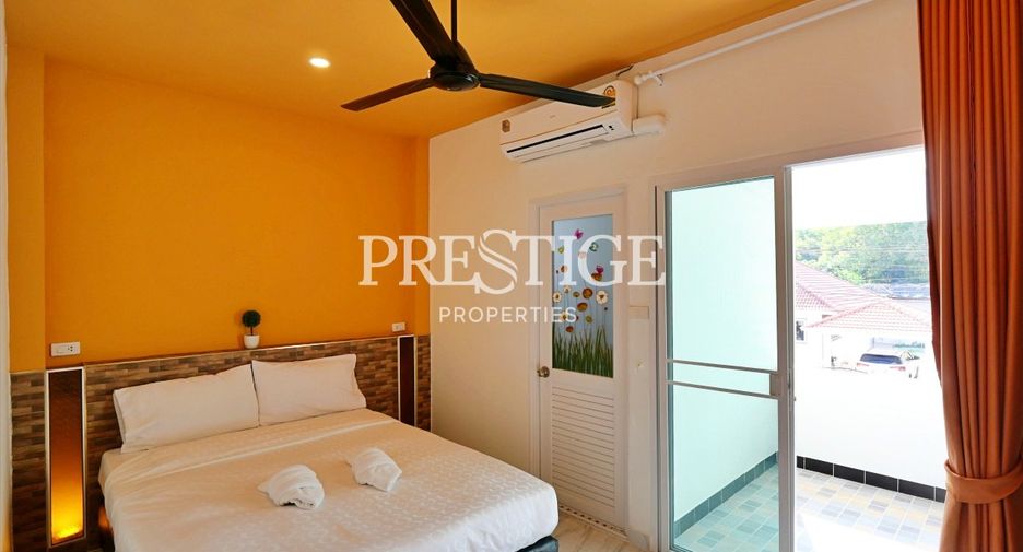 Casa en venta y en alquiler de 7 habitaciones en Bang Lamung, Chonburi