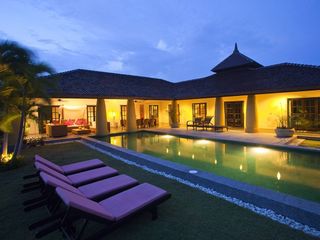 For sale 4 bed villa in Hua Hin, Prachuap Khiri Khan