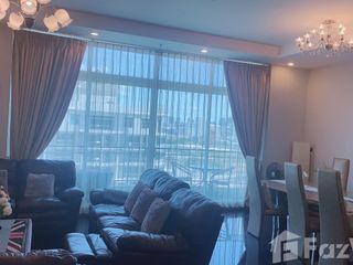 For sale 5 Beds condo in Huai Khwang, Bangkok