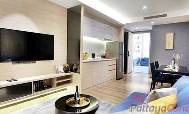 For sale 2 bed condo in Pratumnak, Pattaya