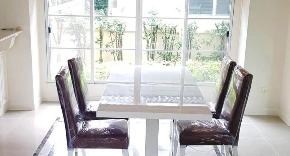 For sale 3 Beds house in Prawet, Bangkok
