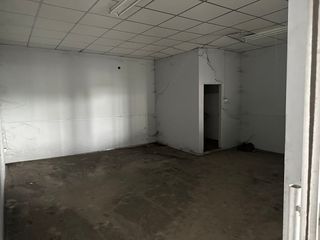 For rent warehouse in Mueang Samut Prakan, Samut Prakan