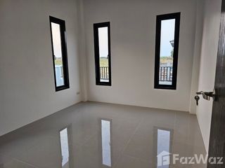 For sale 3 bed house in Phatthana Nikhom, Lopburi