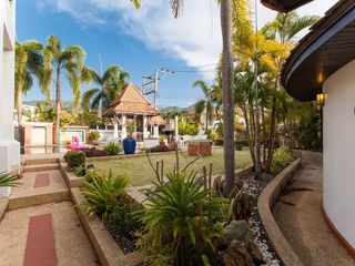 For rent 5 bedrooms house in Kathu, Phuket