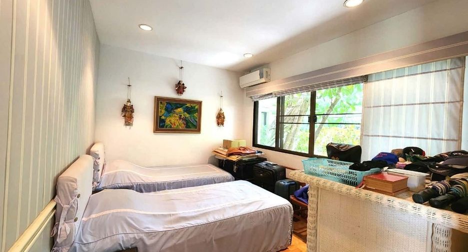 For sale 2 bed condo in Cha Am, Phetchaburi