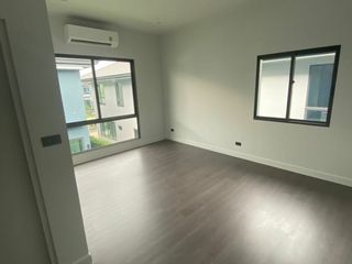For sale 4 bed house in Bang Kapi, Bangkok