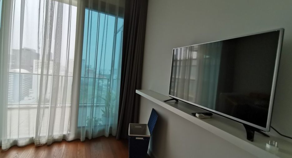 Condo en alquiler y en venta de 2 habitaciones en Pathum Wan, Bangkok