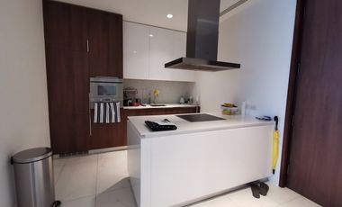 For rent and for sale 2 bedrooms condo in Pathum Wan, Bangkok