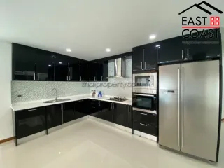 Haus zur Miete mit 4 Zimmer in Bang Lamung, Chonburi