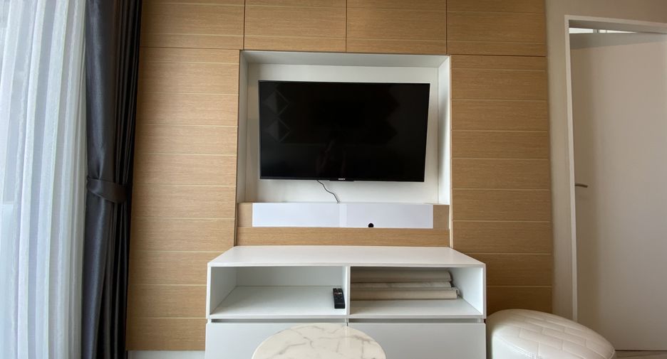 For sale 1 bed condo in Watthana, Bangkok