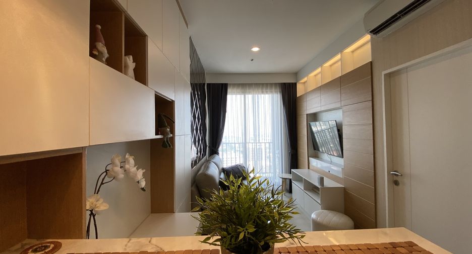 For sale 1 bed condo in Watthana, Bangkok