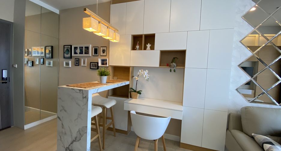 For sale 1 bed condo in Watthana, Bangkok