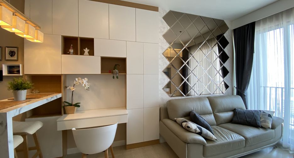 For sale 1 bed condo in Watthana, Bangkok