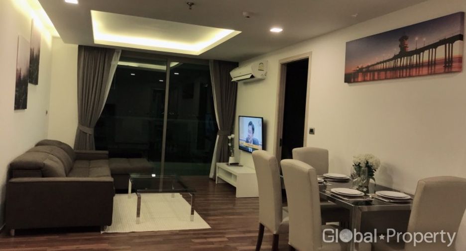 For sale 2 bedrooms condo in Pratumnak, Pattaya