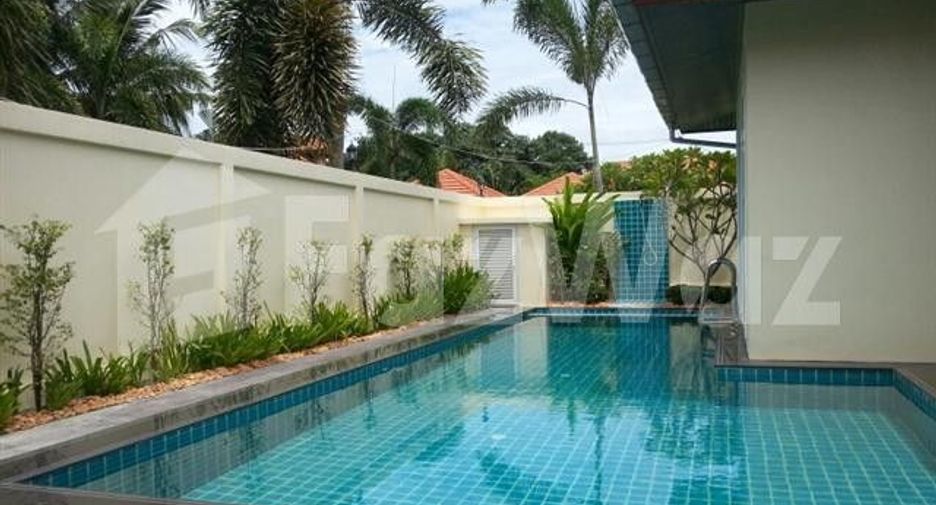 For rent 4 Beds villa in East Pattaya, Pattaya